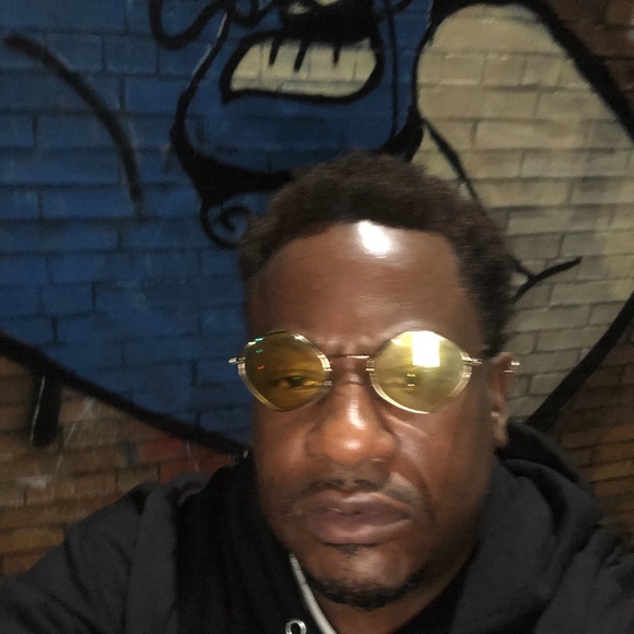 Meet your Posher, Joseph - Picture 1 of 1